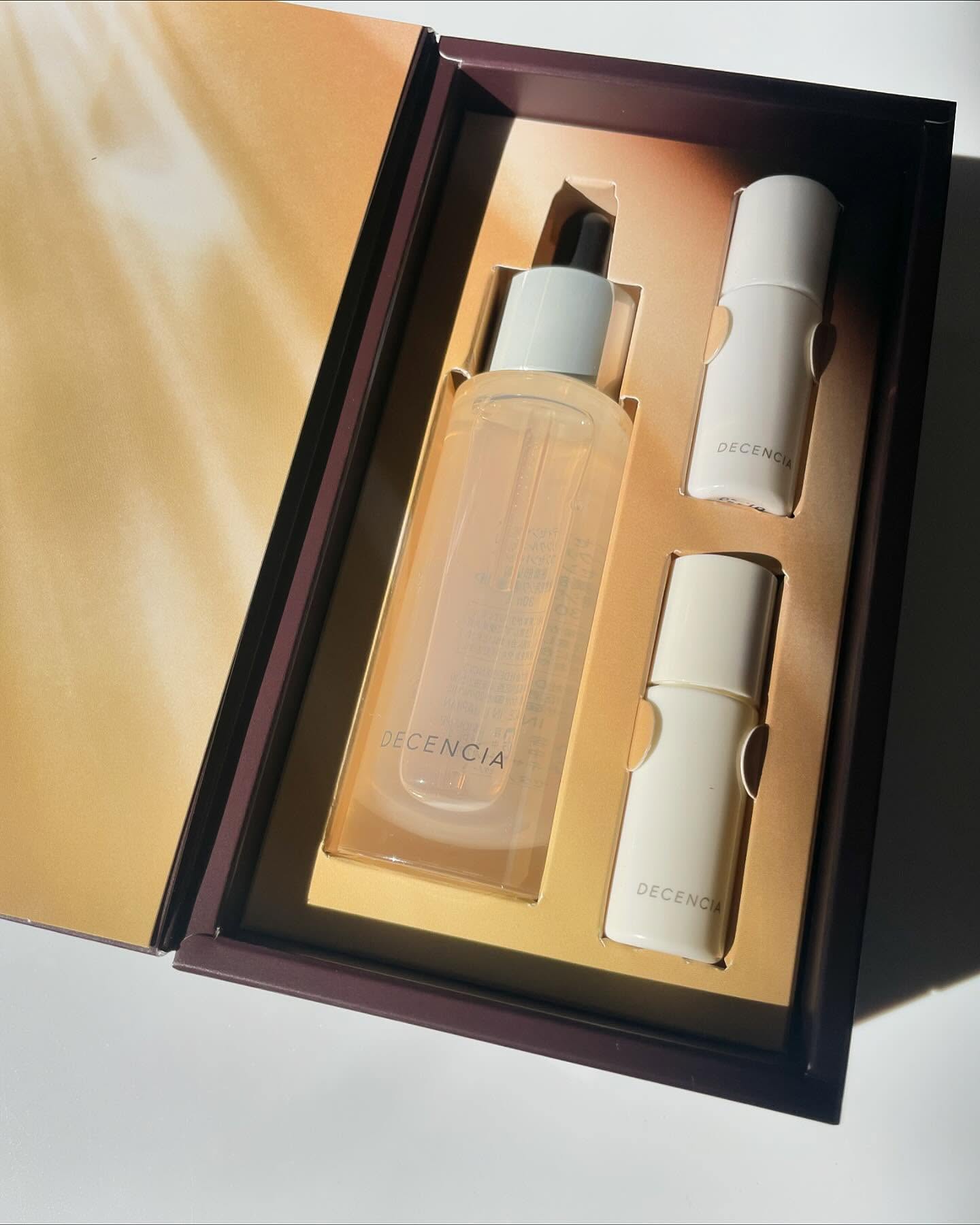 ディセンシア ホリデーキット 2025｜角層サイエンスのディセンシア